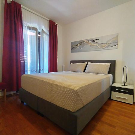 Villa Milan Vinkuran Exteriör bild